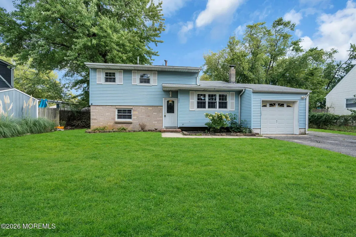 995 Hunt Drive, Toms River, NJ 08753 - #1