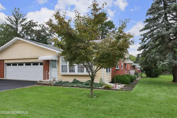 11 B Lenape Drive, Whiting, NJ 08759