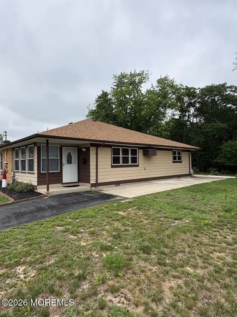 16 Allaire Drive, Toms River, NJ 08753 - #1