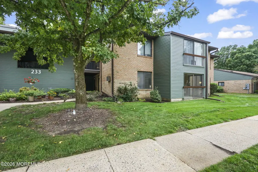 233 Medford Court #E, Manalapan, NJ 07726 - #2