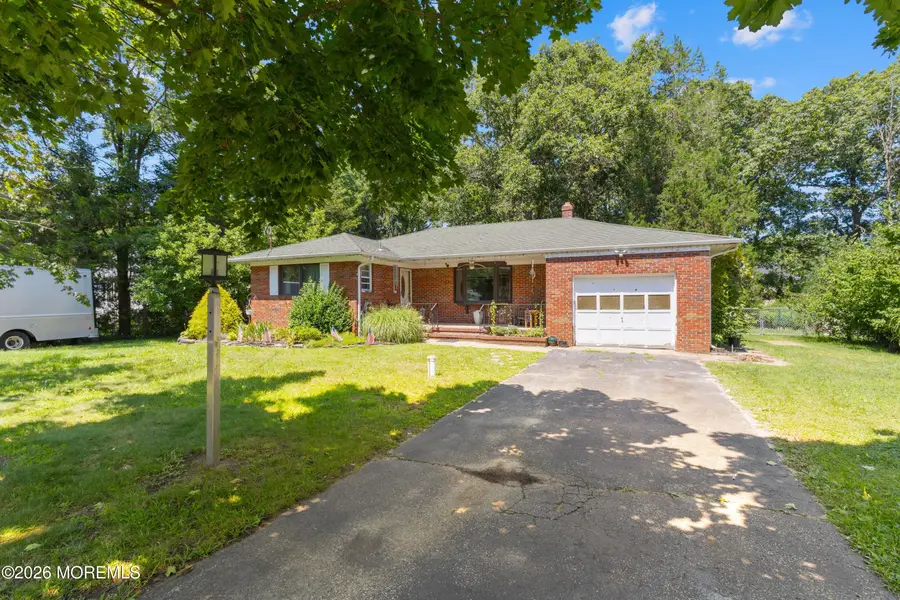 8 Riccis Drive, Jackson, NJ 08527 - #2