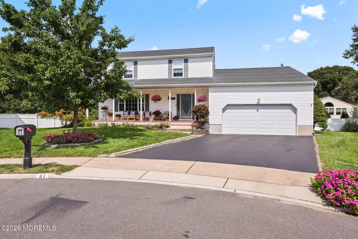 31 Kentucky Drive, Hazlet, NJ 07730 - #1