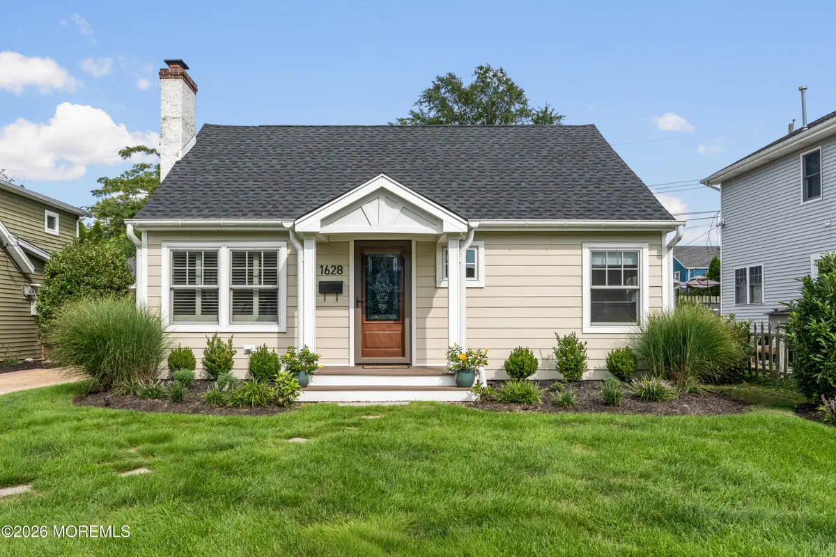 1628 Water Street, West Belmar, NJ 07719 - #1