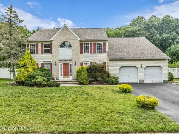 383 Meadowood Road, Jackson, NJ 08527