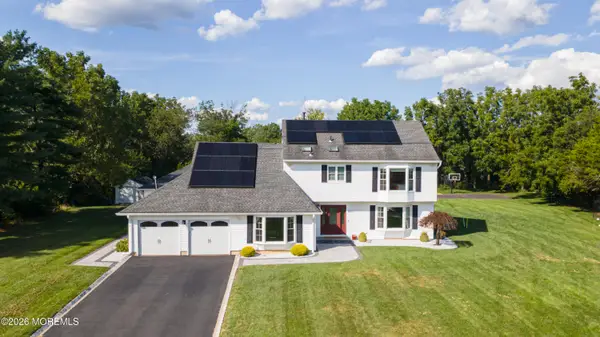 13 Patterson Drive, Freehold, NJ 07728