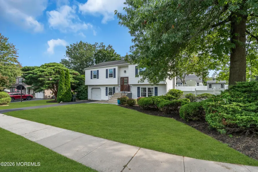 2 Colony Court, Hazlet, NJ 07730 - #3