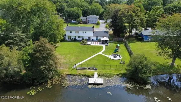 11 Cooper Drive, Howell, NJ 07731