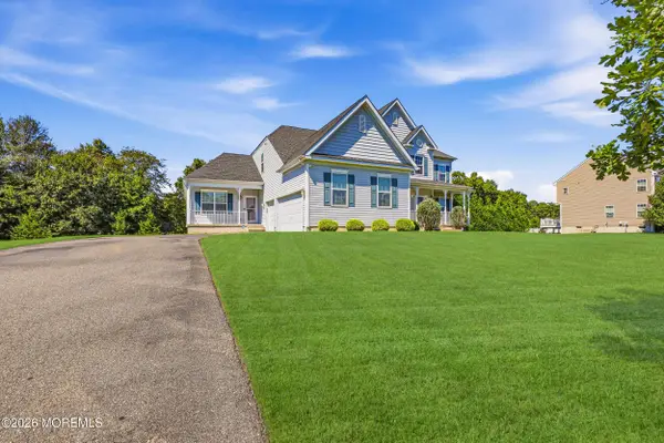 10 Colliers Court, Jackson, NJ 08527
