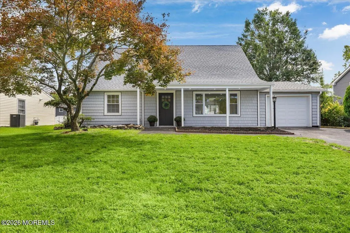 28 Fayette Lane, Matawan, NJ 07747 - #1