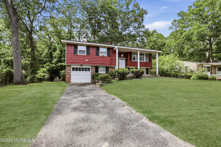 37 Raymond Avenue, Toms River, NJ 08755 - #2