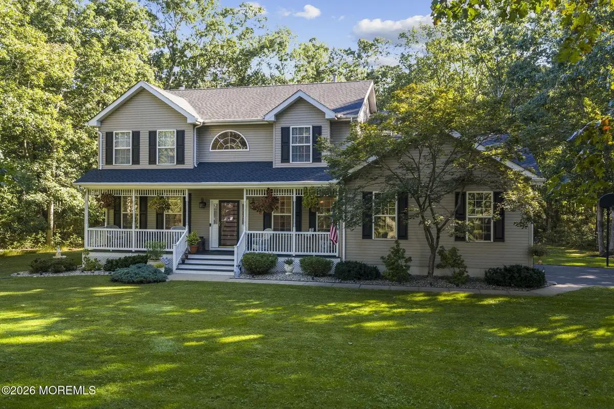 15 Amanda Lane, Howell, NJ 07731 - #1