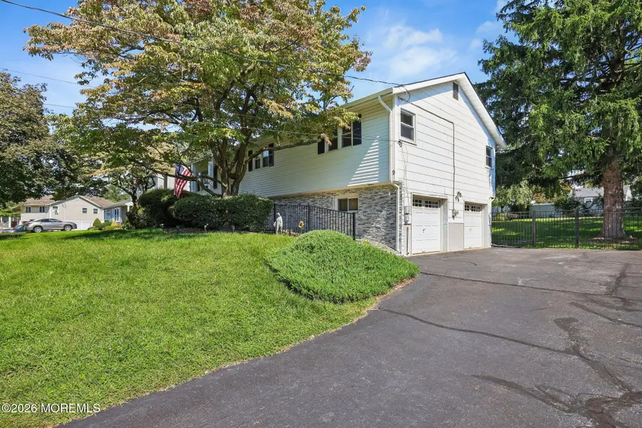 9 Heather Drive, Manalapan, NJ 07726 - #2