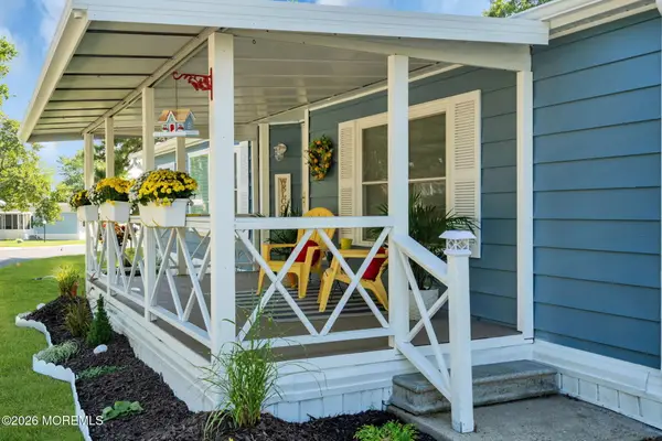 15 Kimberly Drive, Barnegat, NJ 08005