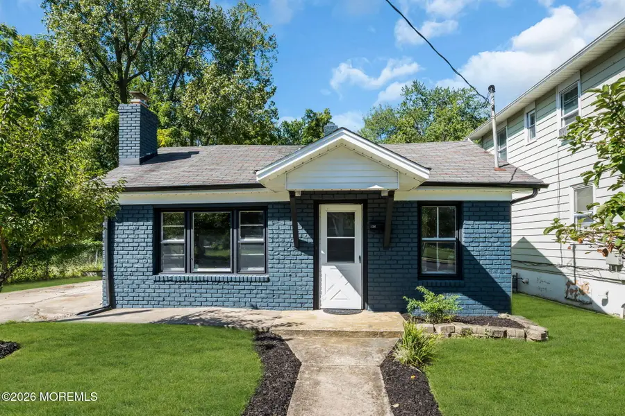 134 Oxonia Avenue, Neptune, NJ 07753 - #2