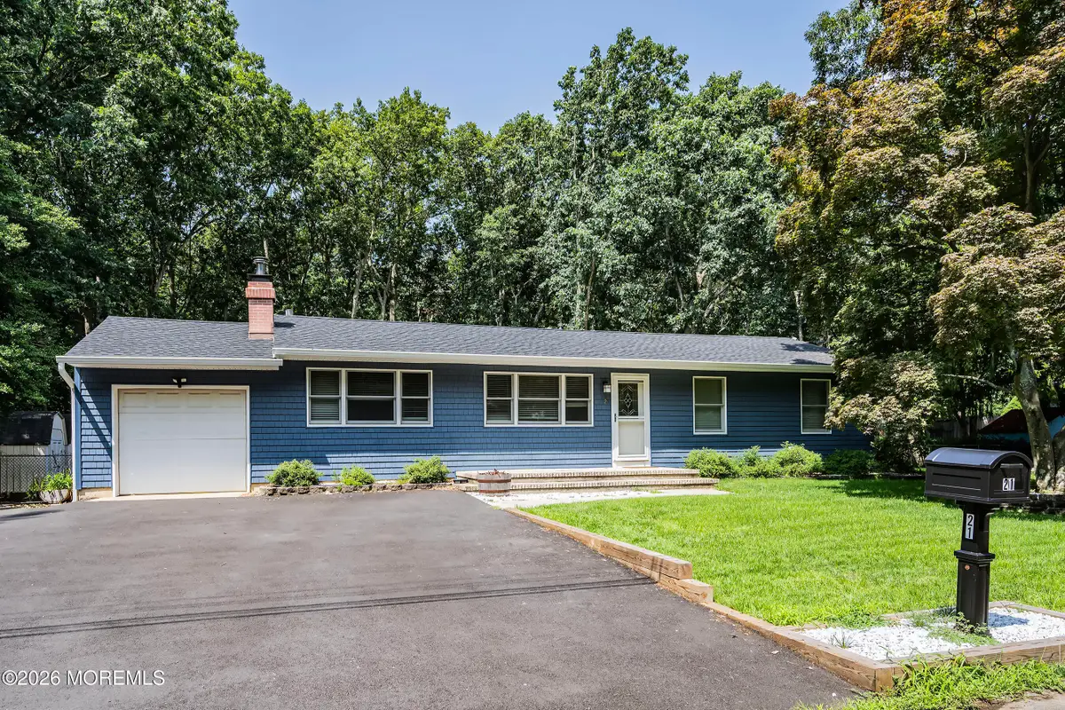 21 Murdock Place, Jackson, NJ 08527 - #1