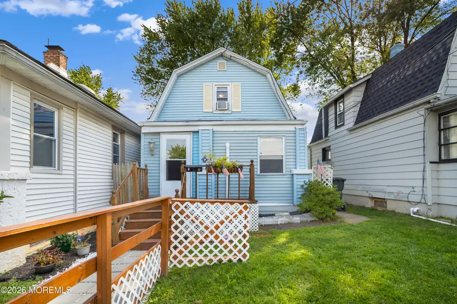 17 Douglas Street, Fords, NJ 08863 - #2