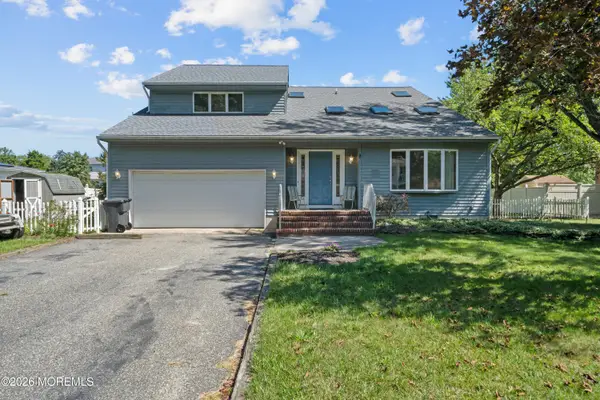 683 Mccormick Drive, Toms River, NJ 08753