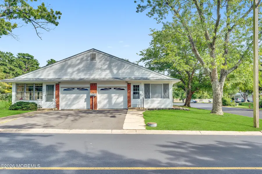 517 B Lilac Lane, Whiting, NJ 08759 - #2
