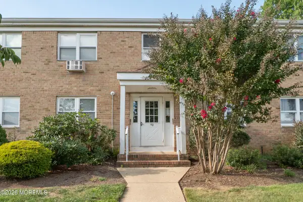 90 Stonehurst Boulevard #C, Freehold, NJ 07728