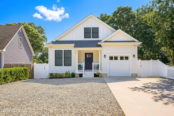 242 16th Avenue, Brick, NJ 08724