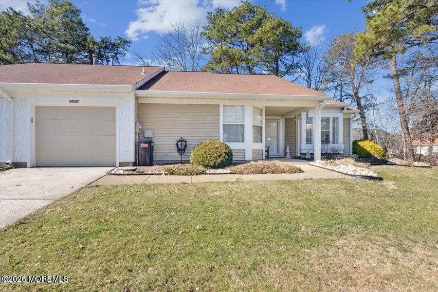 1005B Buckingham Drive, Manchester, NJ 08759 - #2