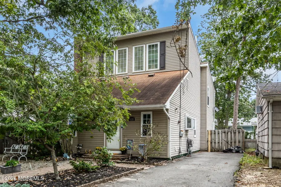 428 Windsor Street, Forked River, NJ 08731 - #3