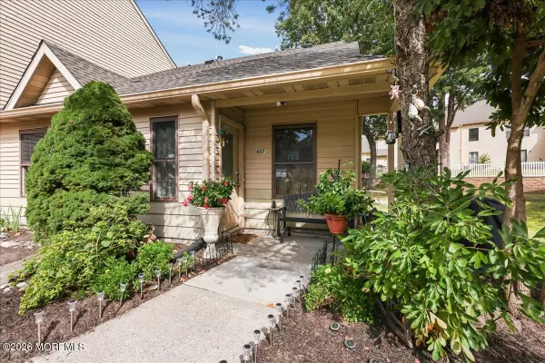 607 Bluebell Dr Drive, Jackson, NJ 08527