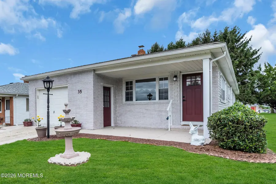 35 Puerto Vallarta Street, Toms River, NJ 08757 - #2