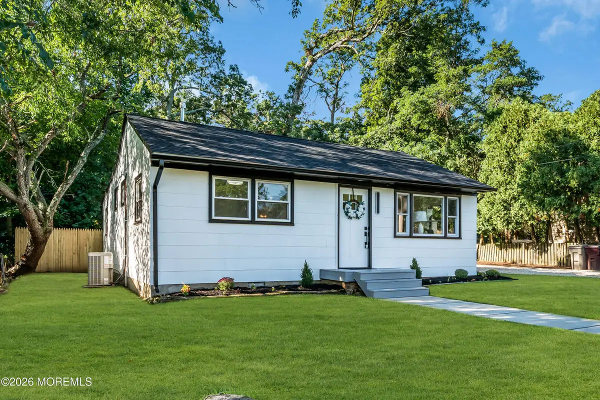 18 Anchorage Boulevard, Bayville, NJ 08721 - #1