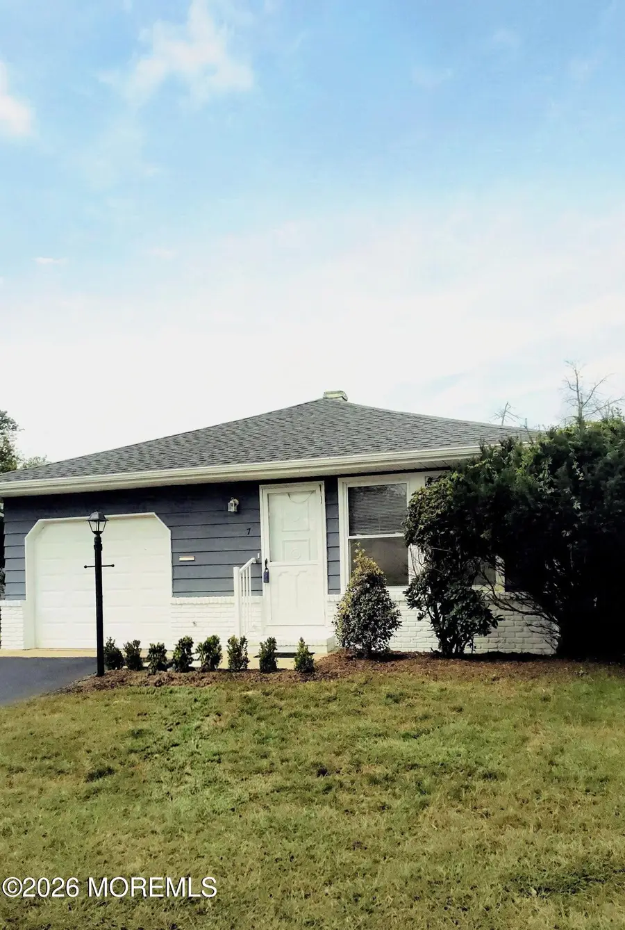 7 Bonasse Street, Toms River, NJ 08757 - #3
