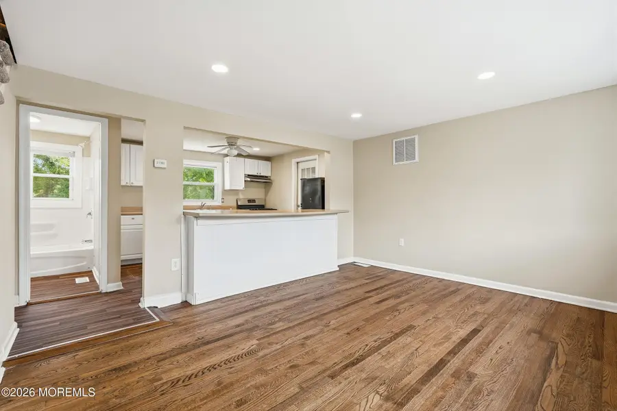 25 Collins Avenue, Port Monmouth, NJ 07758 - #3
