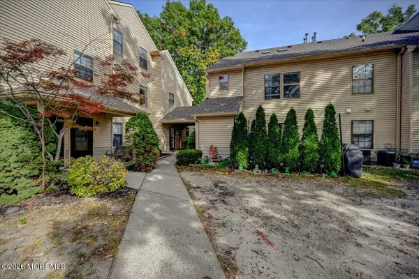 1304 Violet Lane, Jackson, NJ 08527