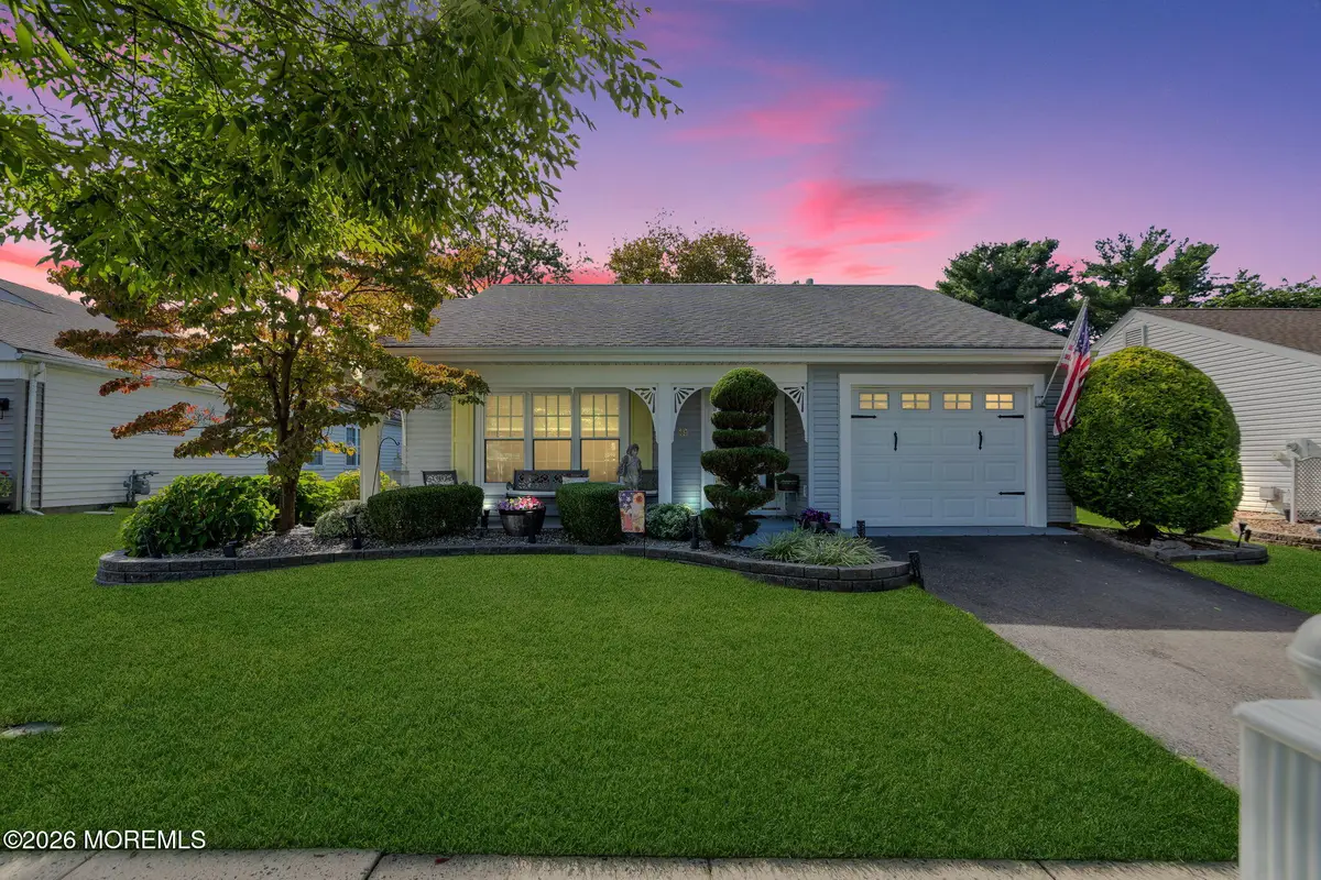 19 Weybridge Place, Manchester, NJ 08759 - #1