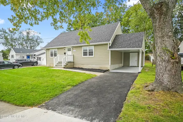 111 Bentley Avenue, Old Bridge, NJ 08857