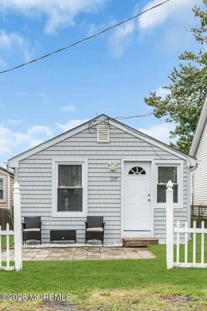 337 Shoreland Circle, Laurence Harbor, NJ 08879 - #2