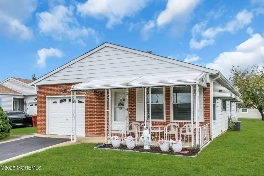 39 Innsbruck Drive, Toms River, NJ 08757 - #2