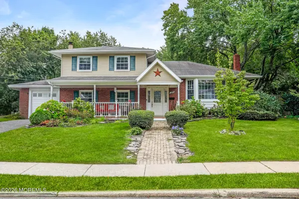 35 Westbrook Road, Howell, NJ 07731