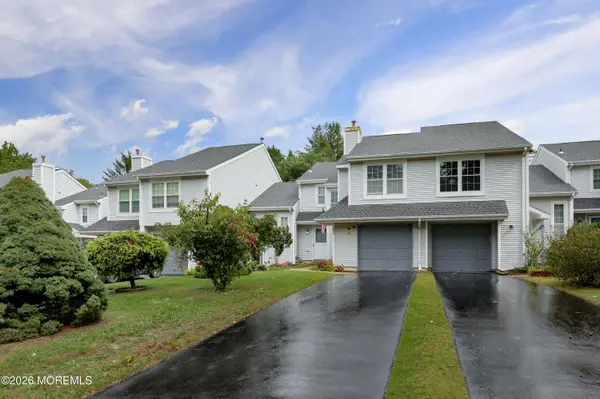 71 Malibu Drive, Eatontown, NJ 07724