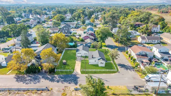 10 Hudson Avenue, Hazlet, NJ 07730