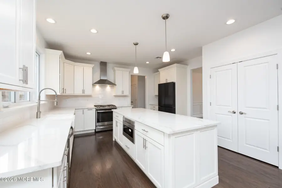 3 Barrington Court, Holmdel, NJ 07733 - #2