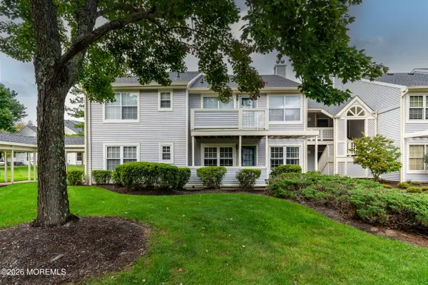 49 Chinkaberry Court, Howell, NJ 07731