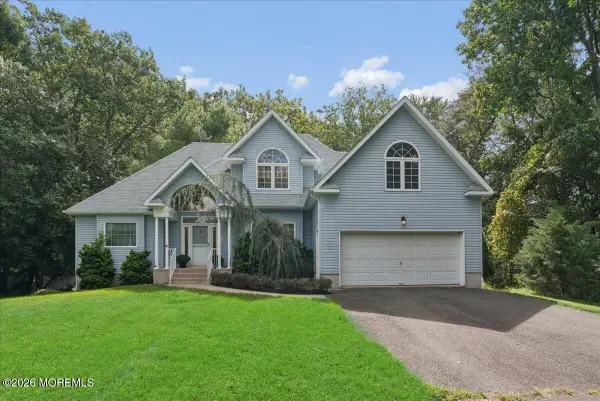 9 Rachel Court, Jackson, NJ 08527