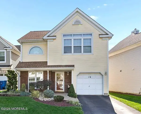 18 Carlisle Court, Old Bridge, NJ 08857
