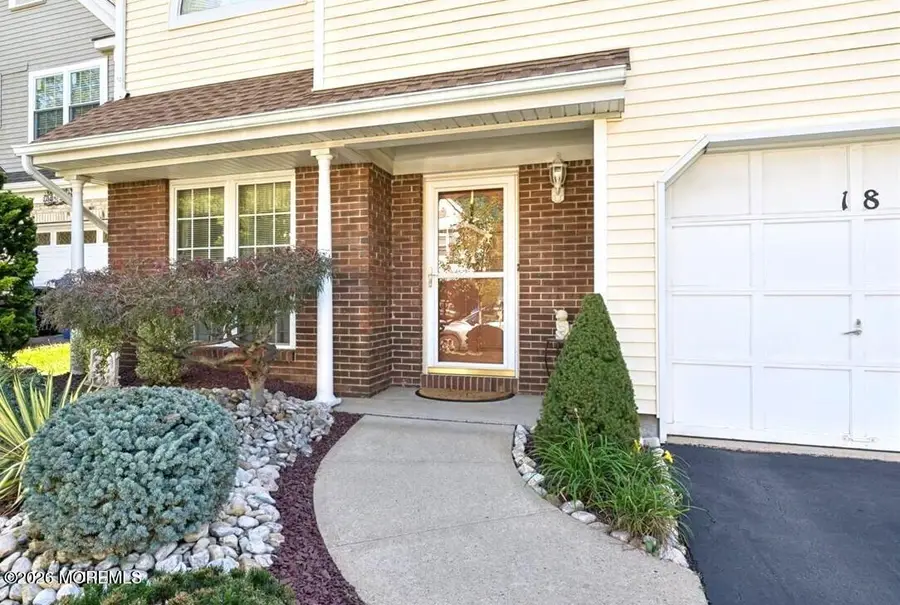 18 Carlisle Court, Old Bridge, NJ 08857 - #3