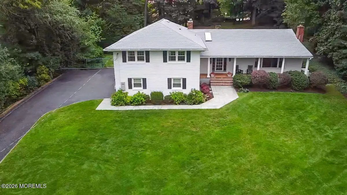 19 Circle Drive, Rumson, NJ 07760 - #1