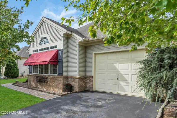 41 Provence Drive, Manchester, NJ 08759