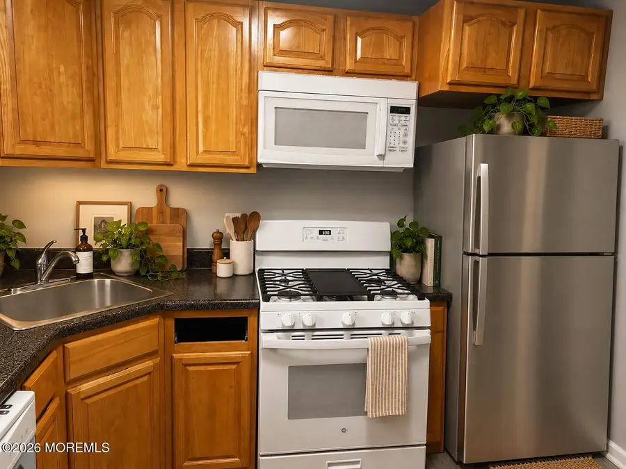 214 4th Street #B, Hazlet, NJ 07730 - #3