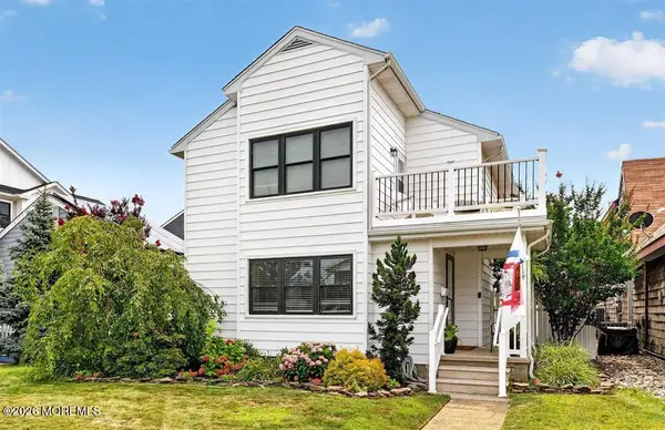 31 Simpson Avenue, Ocean City, NJ 08226