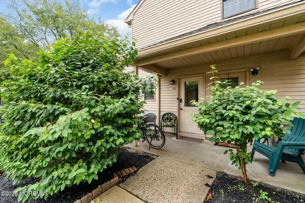 1203 Bluebell Drive, Jackson, NJ 08527