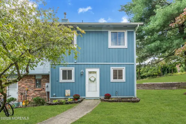 12 Alec Drive, Howell, NJ 07731